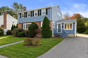 32 Nichols Ave, Avon, MA 02322 - Photo 2