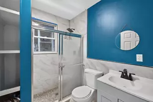 504 Peckham St, Fall River, MA 02721 - Photo 16