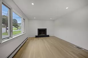 114 Valley Rd, Somerset, MA 02726 - Photo 2