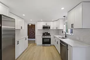 114 Valley Rd, Somerset, MA 02726 - Photo 4