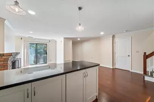 152 Quincy Shore Dr, Quincy, MA 02171 - Photo 4