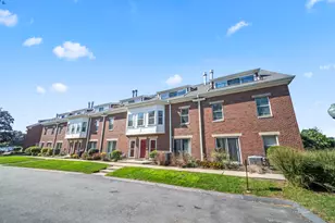 152 Quincy Shore Dr, Quincy, MA 02171 - Photo 14