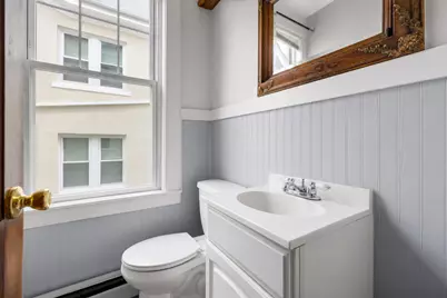 600 Broadway, Fall River, MA 02724 - Photo 20