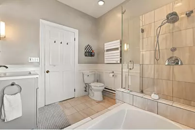 137 Grand View Ave, Quincy, MA 02170 - Photo 36