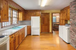 87 Taylor Rd, Belmont, MA 02478 - Photo 8