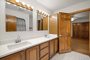 55 Hill St, Lakeville, MA 02347 - Photo 32