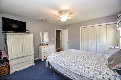 28 Hogg Memorial Dr, Whitman, MA 02382 - Photo 14