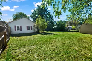 28 Hogg Memorial Dr, Whitman, MA 02382 - Photo 24