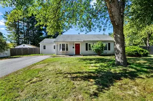 28 Hogg Memorial Dr, Whitman, MA 02382 - Photo 26