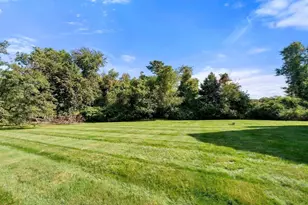 25 Country Club Dr, Plymouth, MA 02360 - Photo 30