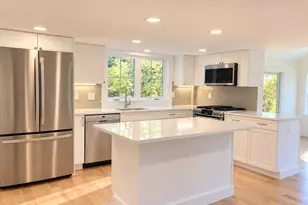 21 East St, Petersham, MA 01366 - Photo 8