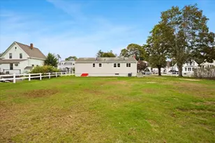 18 Pearl St, Taunton, MA 02780 - Photo 6