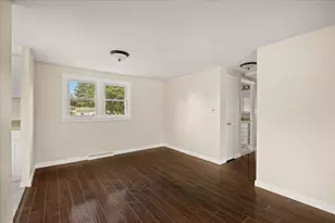 18 Pearl St, Taunton, MA 02780 - Photo 20