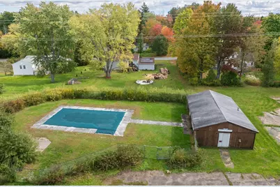 8 Coach Ln, Amherst, MA 01002 - Photo 30