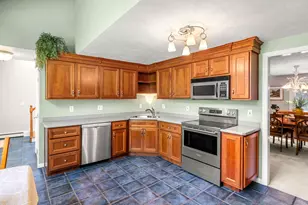 15 Bruce St, Littleton, MA 01460 - Photo 8