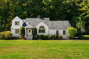 15 Bruce St, Littleton, MA 01460 - Photo 2