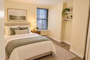 11 Grove St, Boston, MA 02114 - Photo 2
