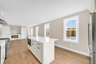 26 Friend St, Amesbury, MA 01913 - Photo 6