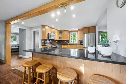 38 Lyndon Ln, Ashland, MA 01721 - Photo 10