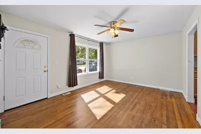 699 Benson Road, Northbridge, MA 01588 - Photo 10