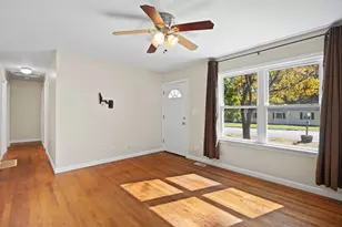 699 Benson Rd, Northbridge, MA 01588 - Photo 8