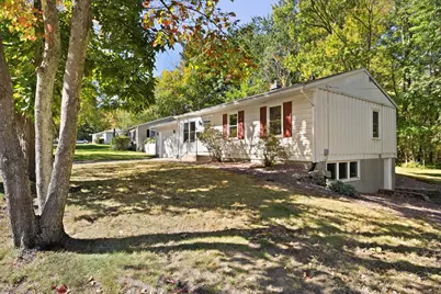 699 Benson Road, Northbridge, MA 01588 - Photo 2