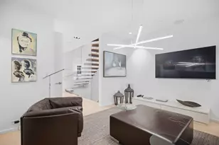 70 Myrtle St, Boston, MA 02114 - Photo 18