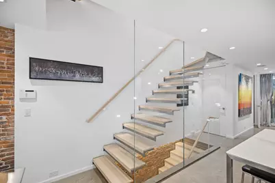 70 Myrtle St, Boston, MA 02114 - Photo 10
