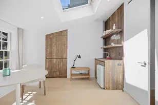 70 Myrtle St, Boston, MA 02114 - Photo 30