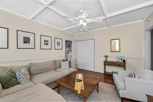 683 E 5th St, Boston, MA 02127 - Photo 18
