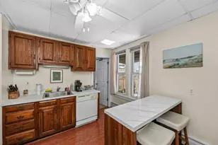683 E 5th St, Boston, MA 02127 - Photo 20