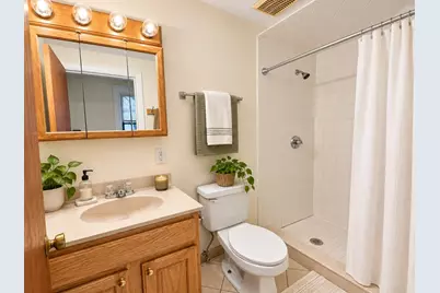 11 Grove Street #4, Boston, MA 02114 - Photo 4