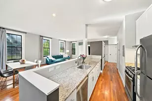 109 River St, Cambridge, MA 02139 - Photo 2