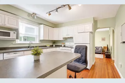 205 College Ave, Somerville, MA 02144 - Photo 2