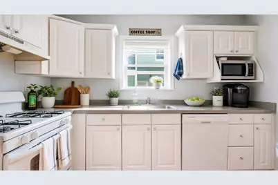 205 College Ave, Somerville, MA 02144 - Photo 12