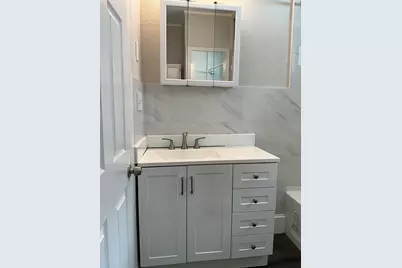 194 Concord St #2, Lowell, MA 01852 - Photo 6