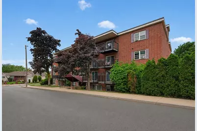 70 Warren #1-4, Chelsea, MA 02150 - Photo 10