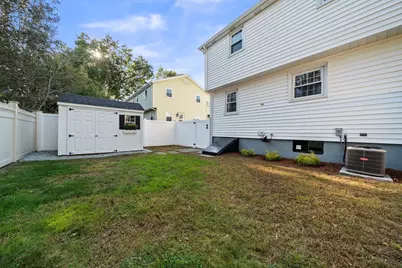 13 Gregg Street, Woburn, MA 01801 - Photo 34