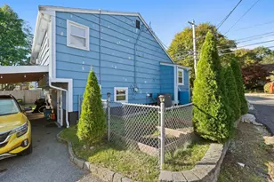 247 Howard St, Brockton, MA 02302 - Photo 18