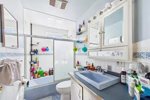 34 Dunbar St, New Bedford, MA 02740 - Photo 8