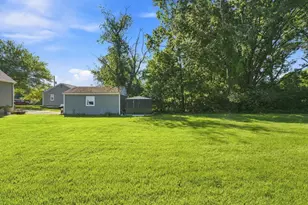 42 7 Mile River Dr, Attleboro, MA 02703 - Photo 30