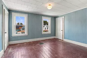 8 Agate Ave, Worcester, MA 01604 - Photo 20