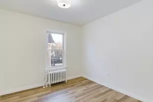 30 Furness St, Revere, MA 02151 - Photo 6