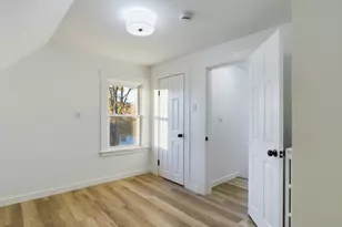 30 Furness St, Revere, MA 02151 - Photo 8