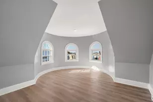 107 Vernon St, Worcester, MA 01610 - Photo 8