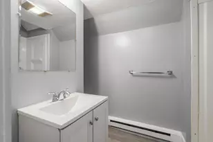 107 Vernon St, Worcester, MA 01610 - Photo 4
