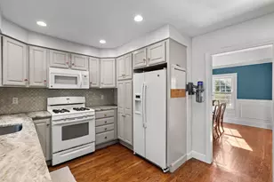 170 Mystic St Ext, Medford, MA 02155 - Photo 16