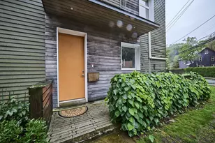 66 Catherine St, Boston, MA 02131 - Photo 32