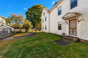 22 Chace St, Clinton, MA 01510 - Photo 2