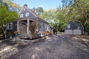 427 Bedford St, Lakeville, MA 02347 - Photo 2